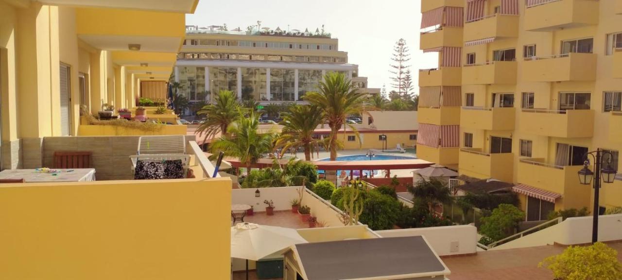 Apartamento Luminoso y bonito apartamento con piscina en frente del mar Los Cristianos  Exterior foto