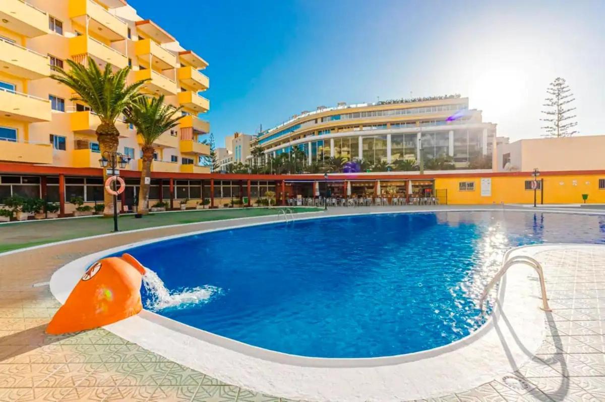 Apartamento Luminoso y bonito apartamento con piscina en frente del mar Los Cristianos  Exterior foto