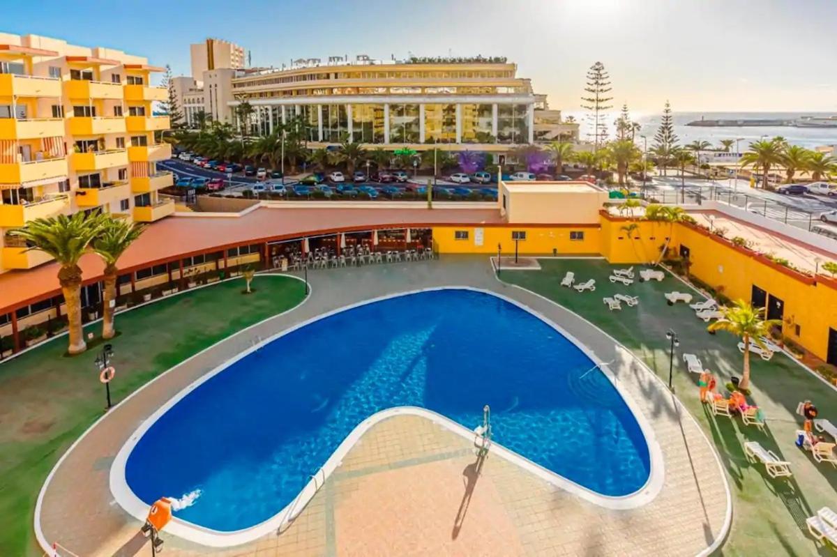 Apartamento Luminoso y bonito apartamento con piscina en frente del mar Los Cristianos  Exterior foto